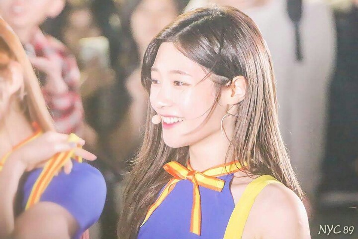 홍대에서 채연이 | 인스티즈