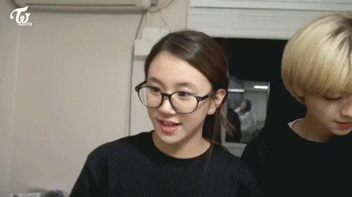 [트와이스] 사나가 달리기 맹연습중인 증거 .gif | 인스티즈