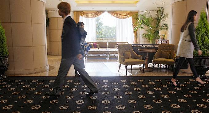 [늑대소녀와흑왕자] 남주가 쓰레기라 생각이 들다가도 와꾸보면 화가 풀리다가도 쓰레기라 생각이 드는 영화 04 | 인스티즈