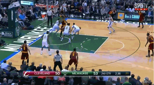 오늘자 NBA 원맨 속공.gif | 인스티즈