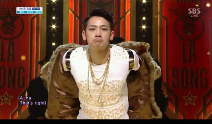 비 역대 무대중에서 유일하게 호불호 많이 갈렸던 컨셉 | 인스티즈