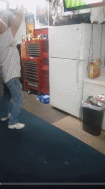 태어나 처음으로 본인이 응원한 팀의 우승을 본 반응.gif | 인스티즈