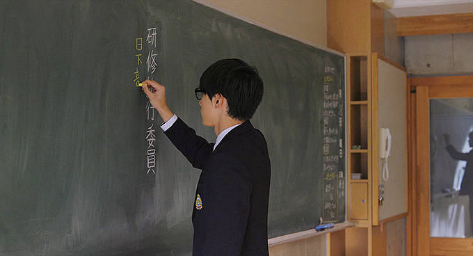 [늑대소녀와흑왕자] 남주가 쓰레기라 생각이 들다가도 와꾸보면 화가 풀리다가도 쓰레기라 생각이 드는 영화 04 | 인스티즈