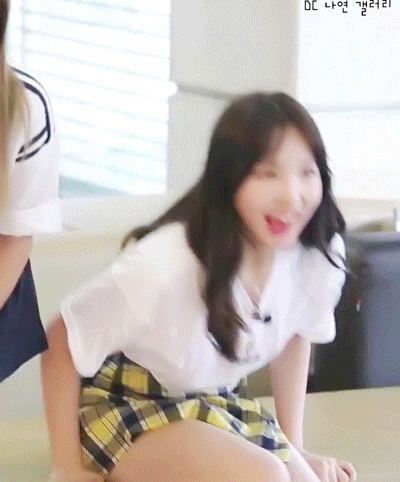 [트와이스] 진심 행복해 보이는 나연이 | 인스티즈