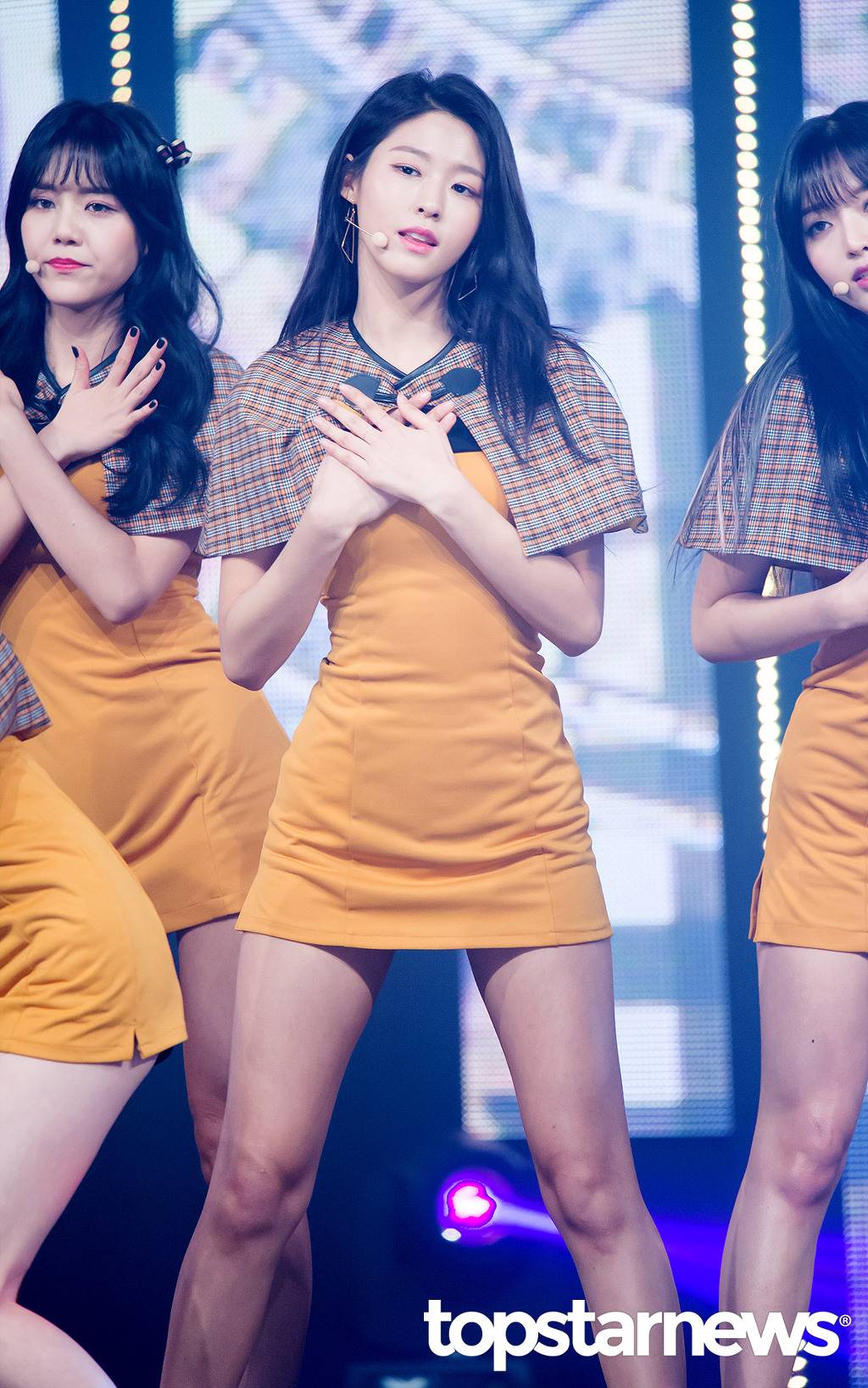 청바지가 잘어울리는 여자.jpgif | 인스티즈