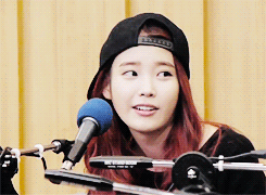 스냅백 쓴 아이유.gif | 인스티즈