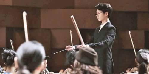 오케스트라 지휘하는 보검이 | 인스티즈