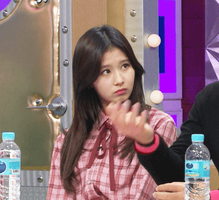 눈빛미녀 사나 | 인스티즈