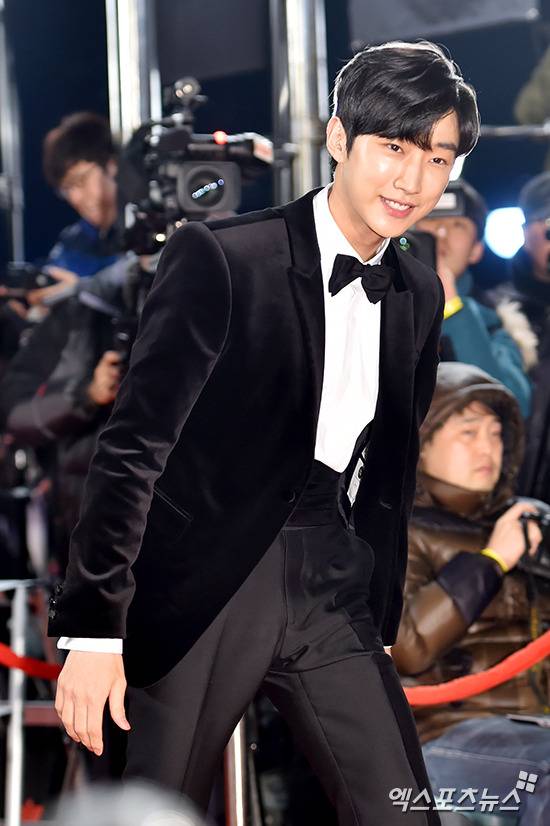 오늘자 B1A4 진영 | 인스티즈