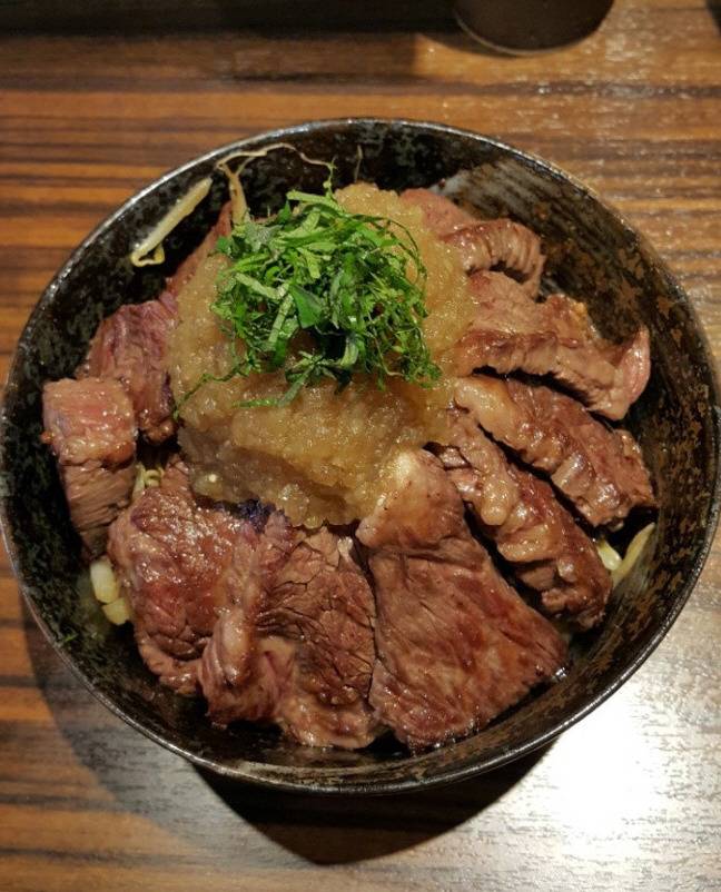 스테이크 덮밥 | 인스티즈