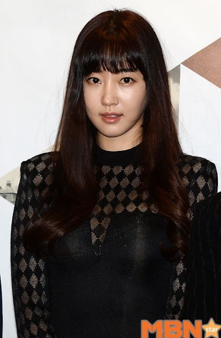 오늘자 김사랑 몸매 | 인스티즈