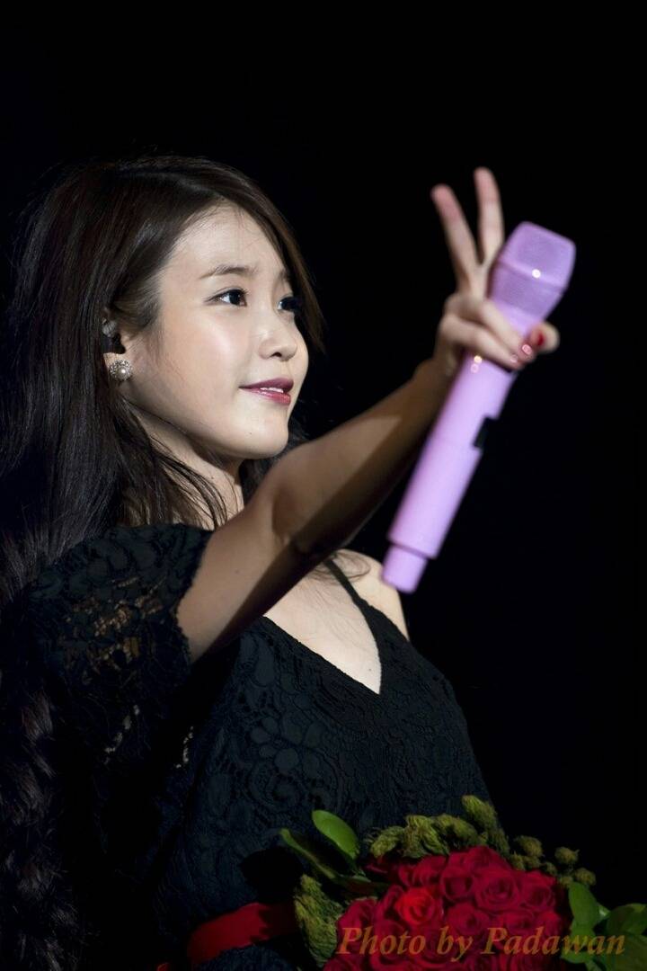 아이유 | 인스티즈