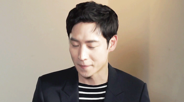 과일 소주 광고 모델이 남자라면?.gif | 인스티즈