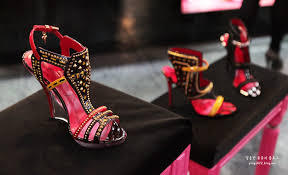 패션계에서는 핫한 이탈리아 명품 브랜드 'CESARE PACIOTTI | 인스티즈