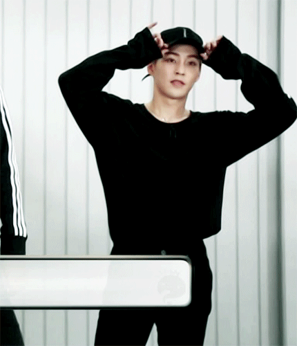 엑소 민경이.gif | 인스티즈