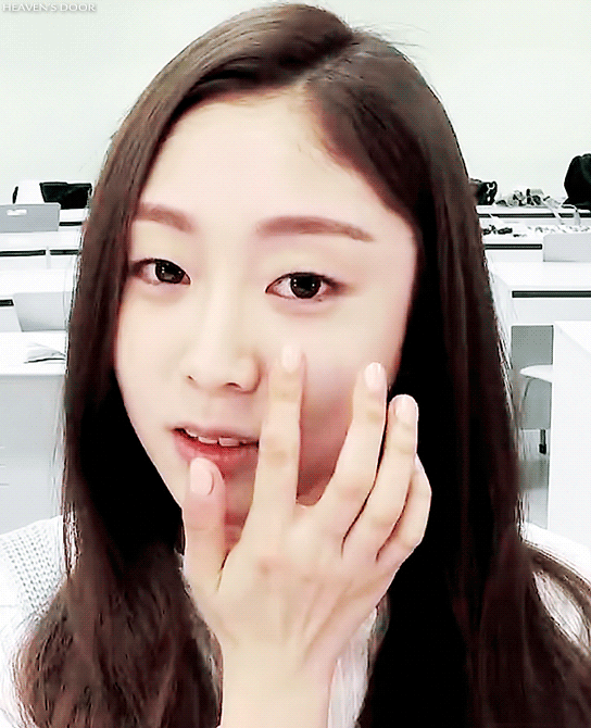 [러블리즈] 화장하는 지수.gif | 인스티즈