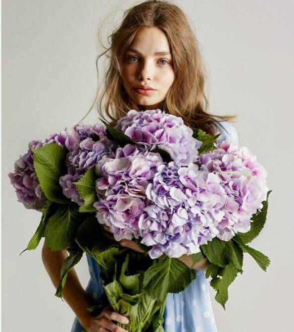 독특한 매력의 모델.jpg | 인스티즈