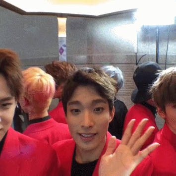 2015 SBS가요대전 360도카메라 사진.gif | 인스티즈