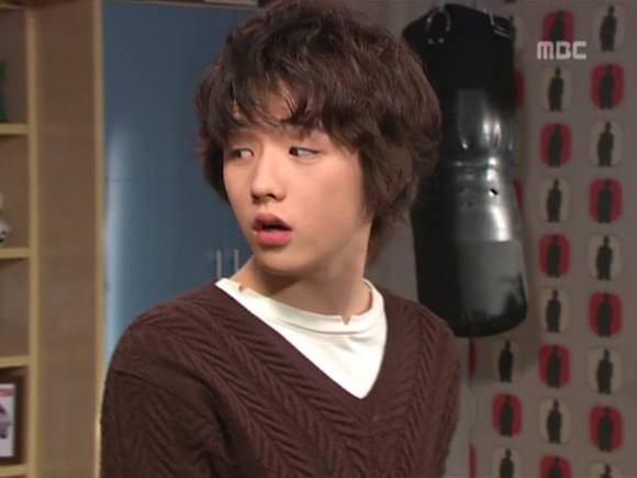 [거침없이하이킥] 온 가족의 윤호 속이기 대작전ㅋㅋㅋㅋㅋ.jpg (feat.싱가폴) | 인스티즈