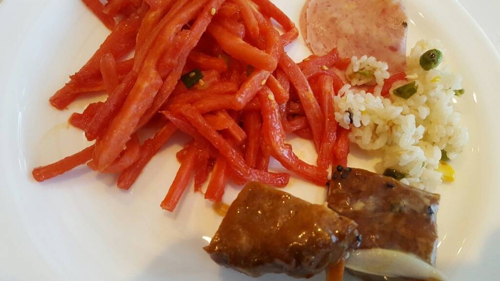 뷔페가서 혼자 먹은 음식 | 인스티즈