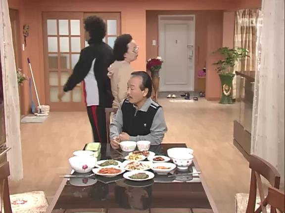 [거침없이하이킥] 장어 때문에 싸운 문희와 준하 ㅋㅋㅋㅋㅋ.jpg | 인스티즈