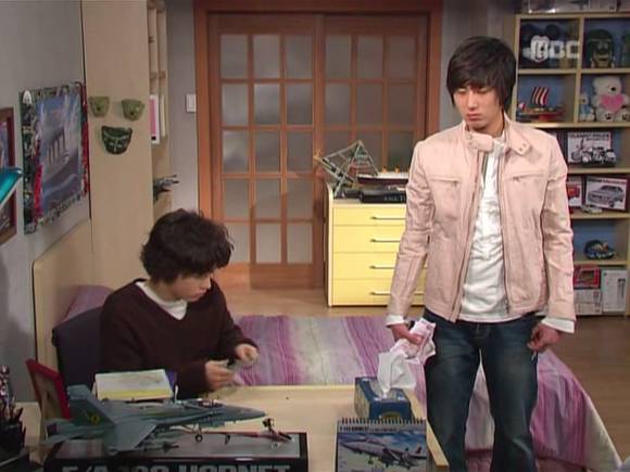 [거침없이하이킥] 온 가족의 윤호 속이기 대작전ㅋㅋㅋㅋㅋ.jpg (feat.싱가폴) | 인스티즈