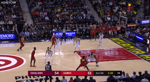 오늘자 르브론 떡블락.gif | 인스티즈