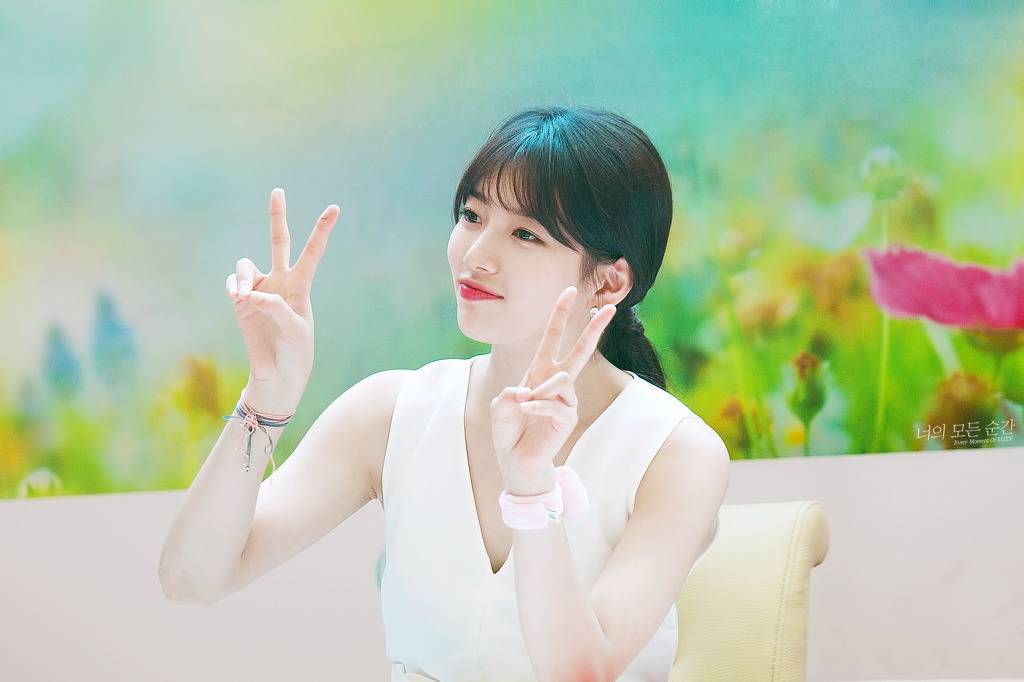 수지가 팬들을 바라보는 눈빛 | 인스티즈