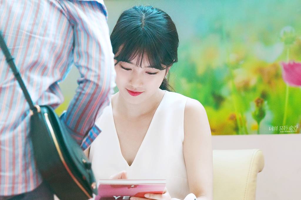 수지가 팬들을 바라보는 눈빛 | 인스티즈