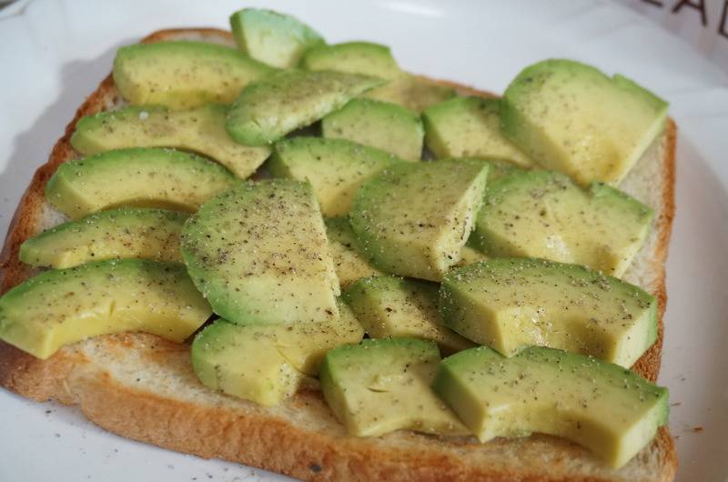 [아보카도] 유명세나 생김새에 비해 상상했던 것과 맛이 좀 다르다는 평이 많은 과일 | 인스티즈