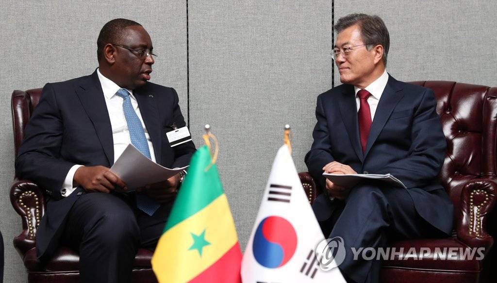 국내의 참담한 정치 환경에서 뉴욕에서 눈물나게 열일하는 문재인 대통령 | 인스티즈