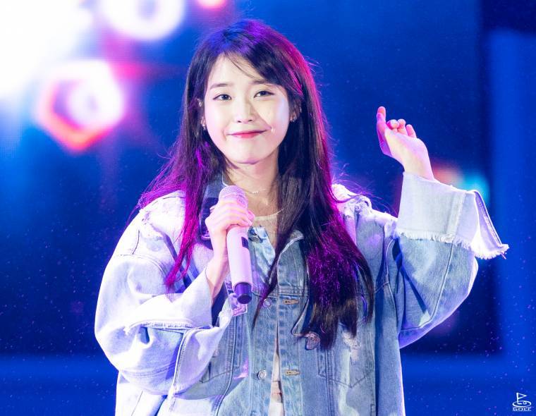 청청패션 아이유.jpg | 인스티즈
