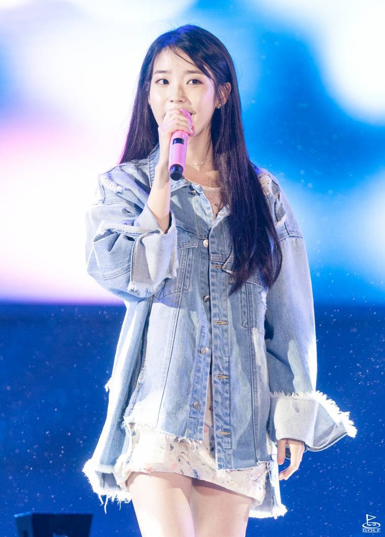 청청패션 아이유.jpg | 인스티즈