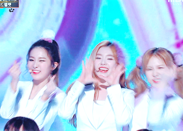 눈치 보는 아이린.gif | 인스티즈