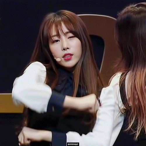 골든글러브 시상식 참석하러 간 구구단.gif | 인스티즈