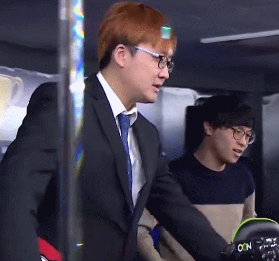 [LOL] SKT 코치 벵기.gif | 인스티즈