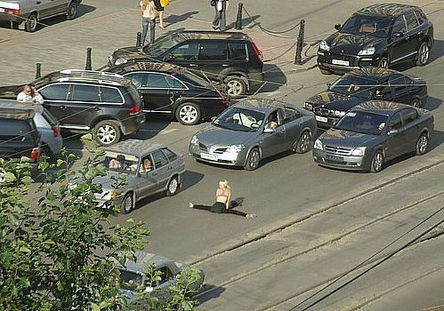 사람들이 평화롭다고 하는 나라.gif | 인스티즈