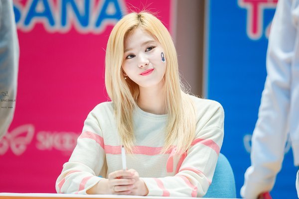 오늘자 미나토자키 샤나.gif | 인스티즈