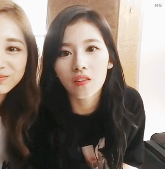 개인적으로 제일 좋아하는 트와이스 멤버.gif | 인스티즈