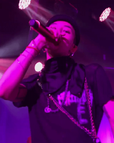 샤넬 디너파티 무대중인 지드래곤.jpg | 인스티즈