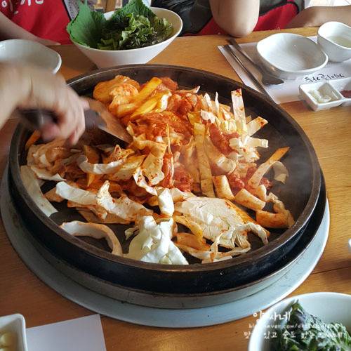고기 먹고 가세요 닭갈비 | 인스티즈
