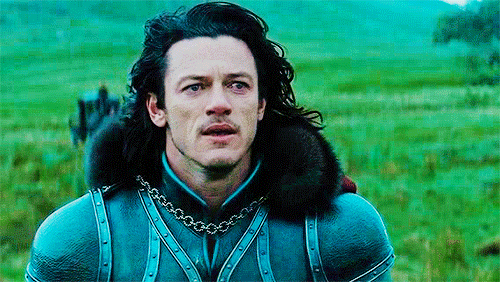 미녀와야수에서 분명 악역인데 자꾸 팬 늘어나시는분 | 인스티즈