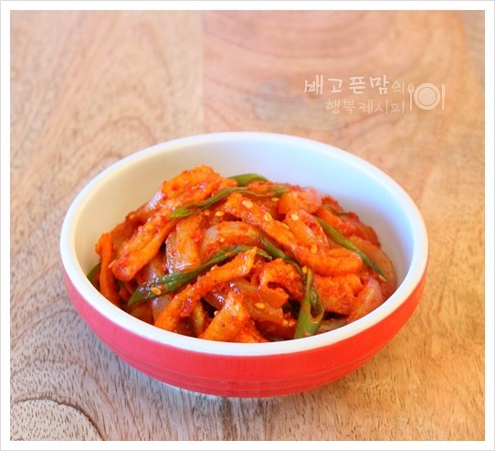 혼자보다 둘이 좋아!! 무말랭이 넣고 만든 오징어젓 | 인스티즈