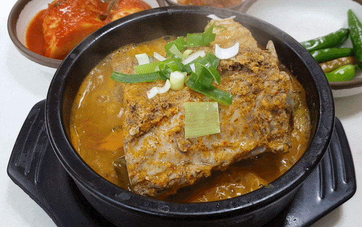 뼈다귀해장국 먹을 때 공감 | 인스티즈