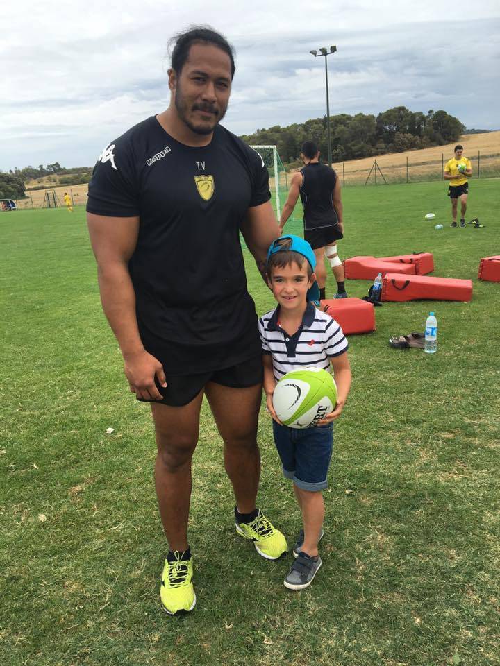 떡대 동생들 사람 만든 사모아 6형제의 둘째 형....jpg,gif | 인스티즈