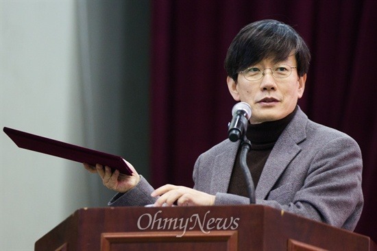 외모로는 서울대 정문 폭파하고 3대고시 찢어발겼을 것 같은 분 | 인스티즈