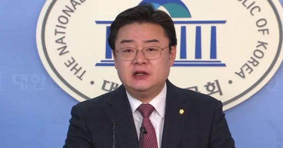 한국당, 본회의 의원 사직서 처리 문제에"천부당만부당한 일" | 인스티즈