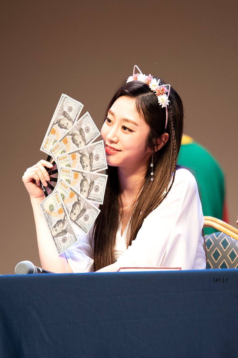 [러블리즈] 예비군 동미참 훈련이 모두 종료되서 지수 | 인스티즈