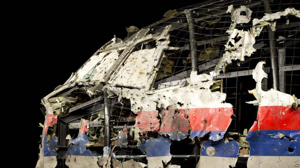 총 295명 사망한 말레이시아 항공 격추사건 러시아 짓으로 밝혀짐 | 인스티즈