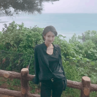 사진 찍는 줄 알았던 고준희.gif | 인스티즈